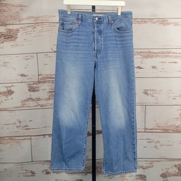 Levi's Ribcage Straight Ankle Jeans Light Wash Size 32/27 - Picture 1 of 10